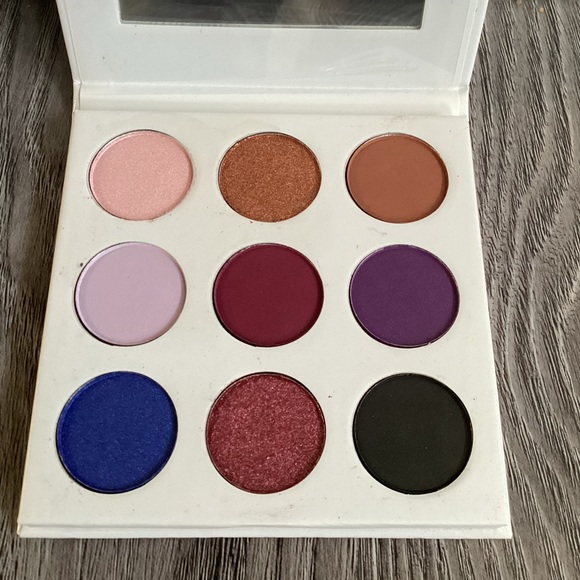 Kylie Cosmetics The Purple Palette 🔥HP🔥 - Picture 6 of 7